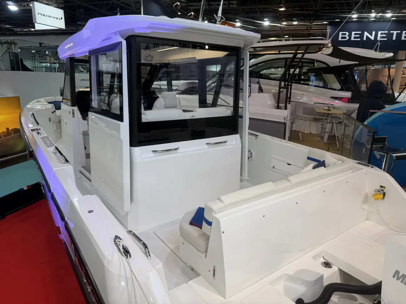 Thumbnail von Wellcraft 28 Explorer