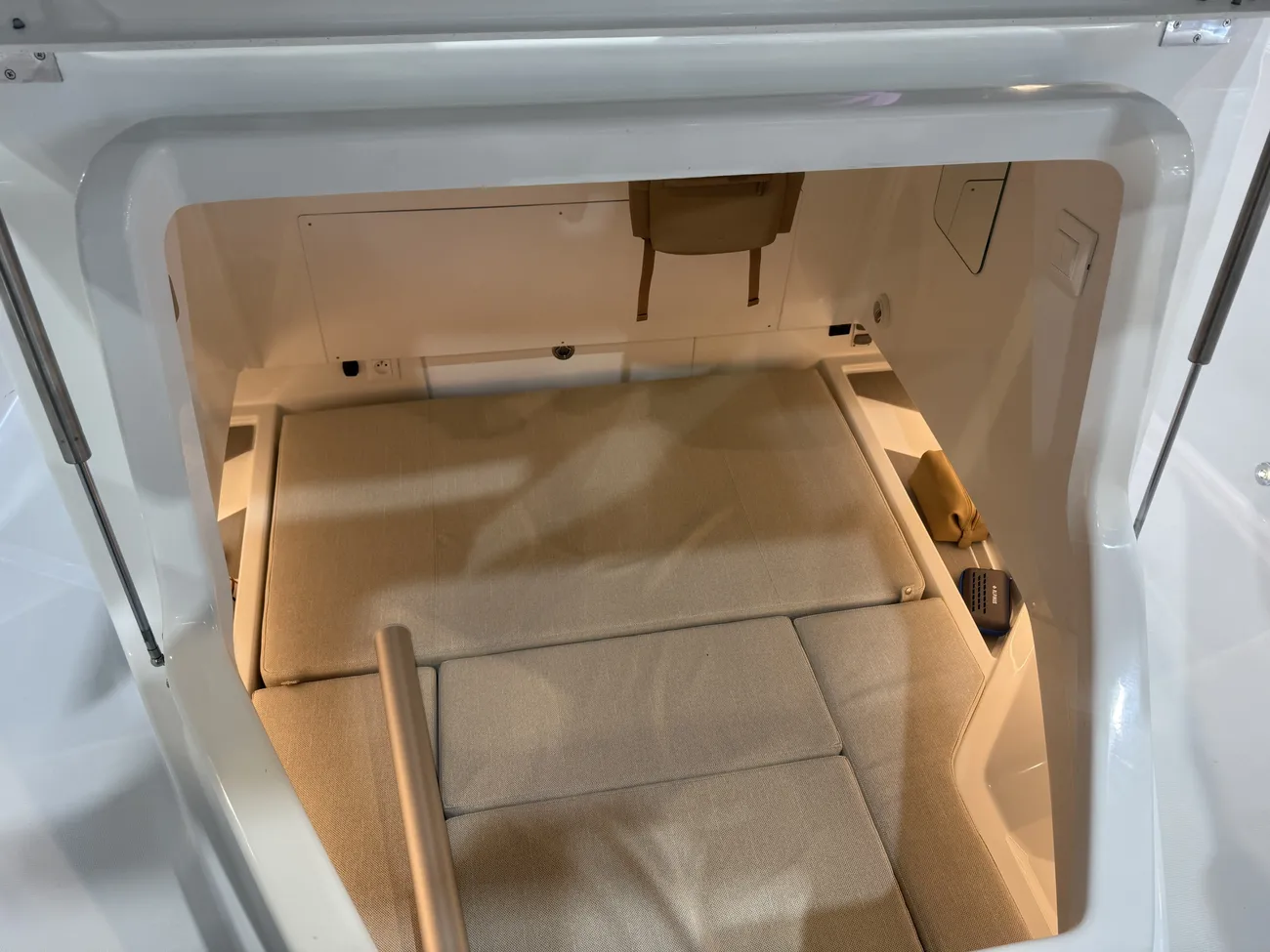 Thumbnail von Wellcraft 28 Explorer