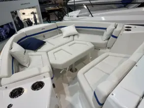 Thumbnail von Wellcraft 28 Explorer