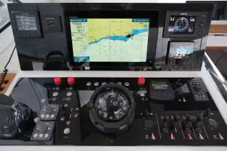 Thumbnail von Amel 50