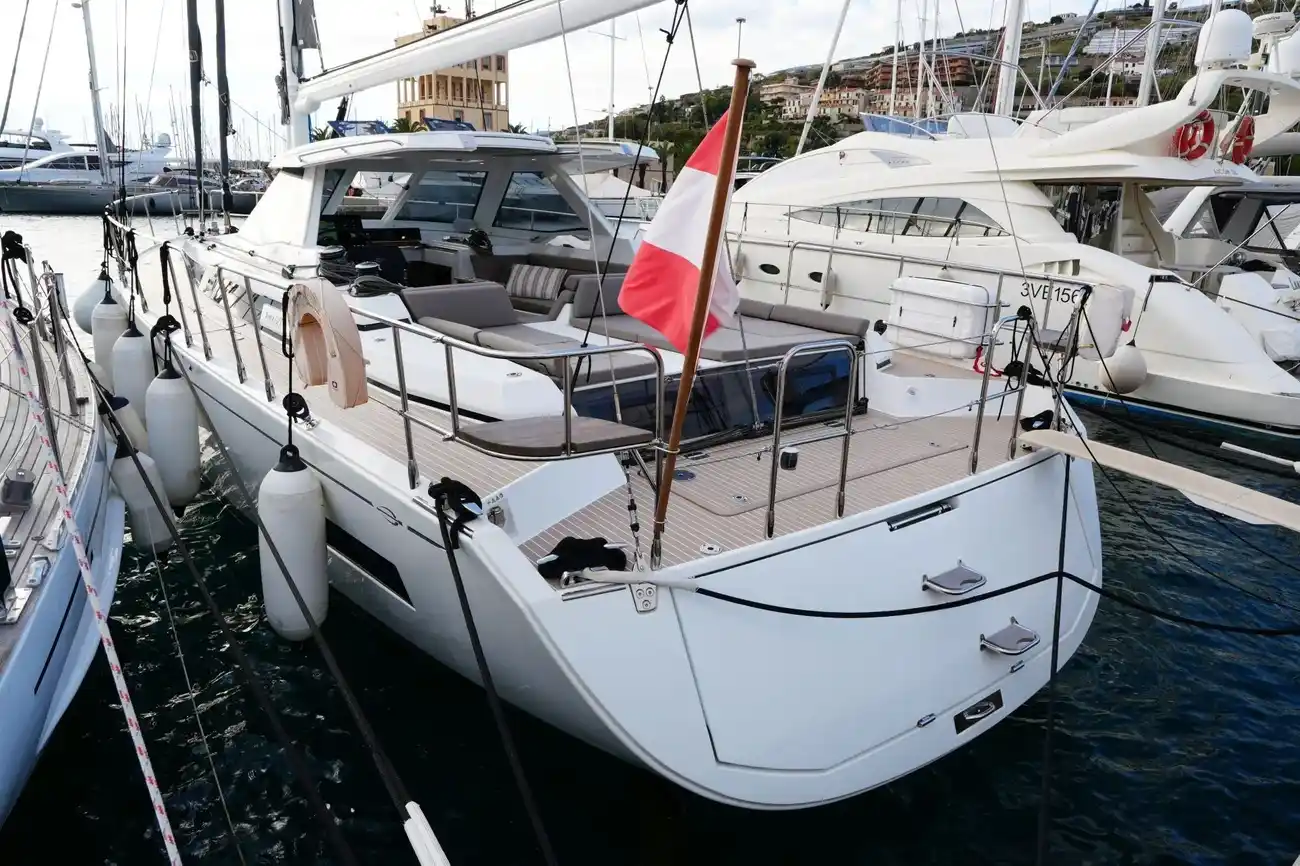 Thumbnail von Амель 50