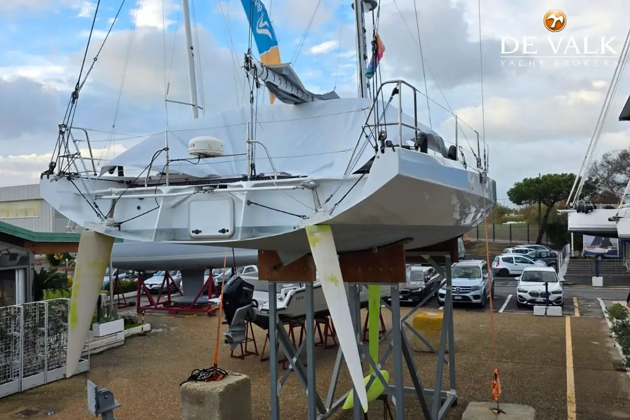 Thumbnail von Clase 40