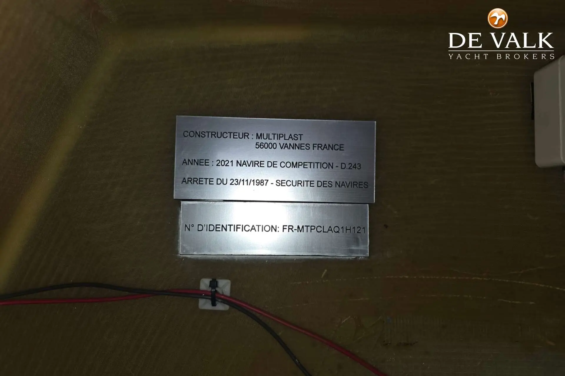 Thumbnail von Clase 40