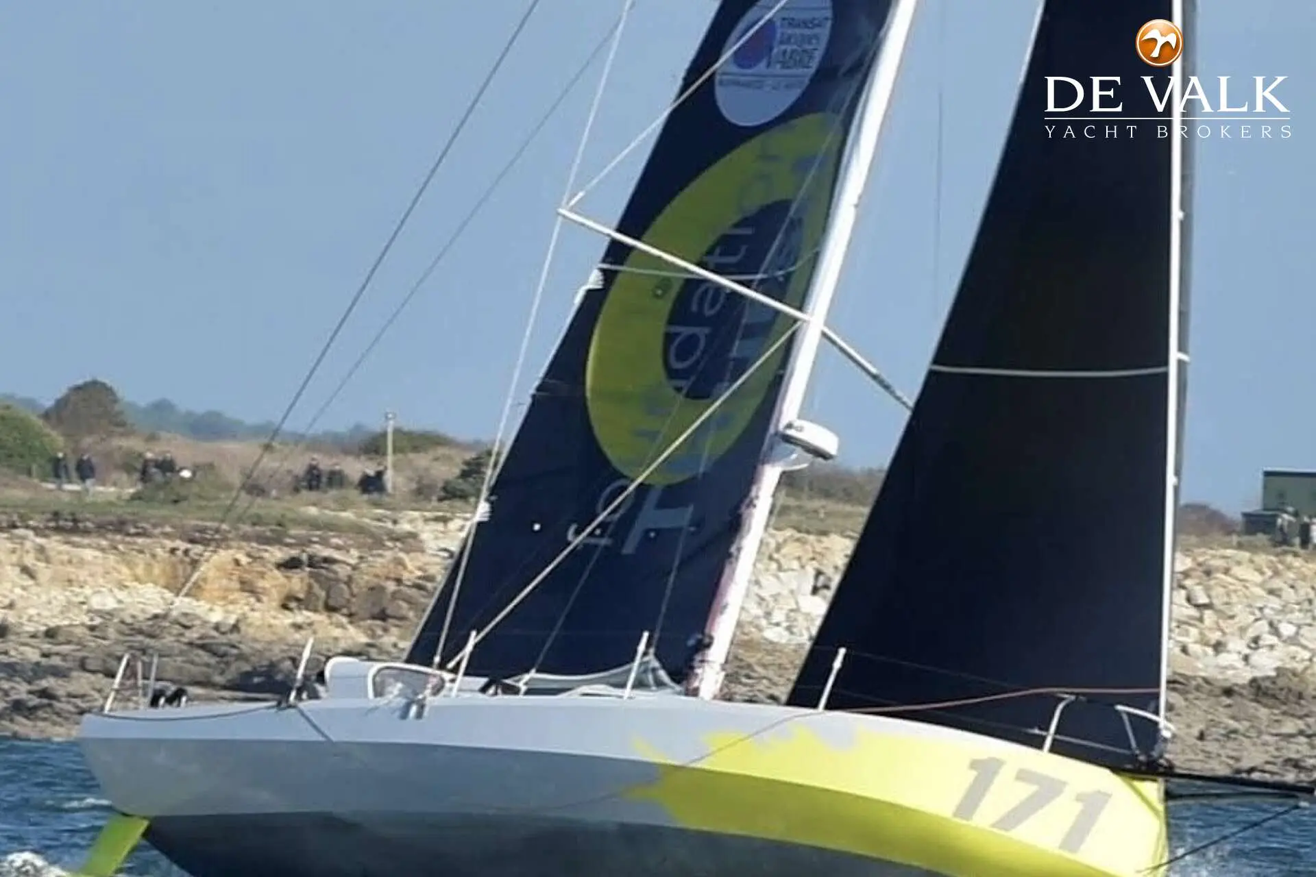 Thumbnail von Clase 40