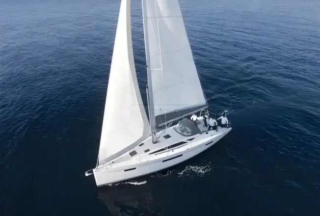 Plus de Yachts 40