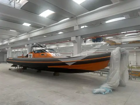 Fabio Buzzi 40 RIB
