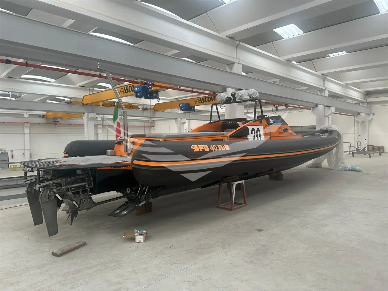 Thumbnail von Fabio Buzzi 40 RIB