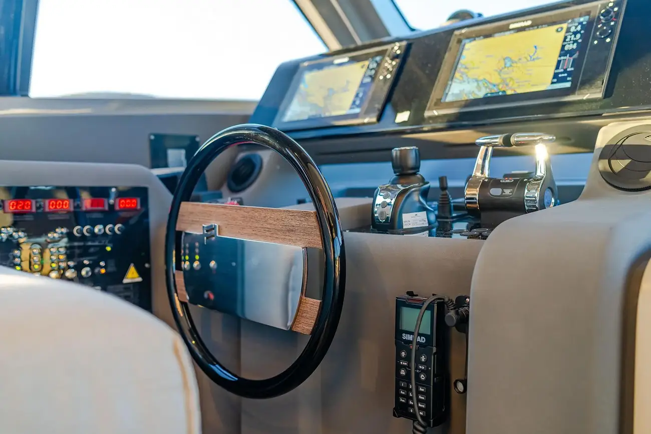 Thumbnail von Ferretti Yachts 550 La Seduction