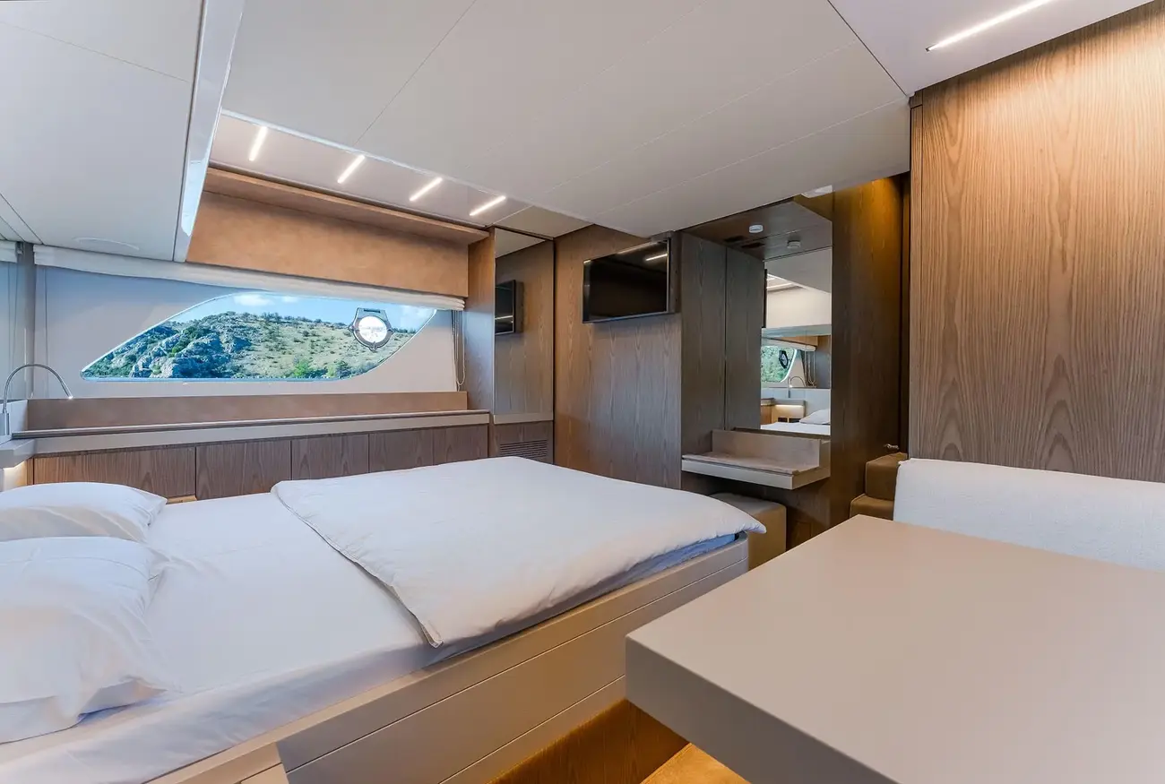 Thumbnail von Ferretti Yachts 550 La Seduction