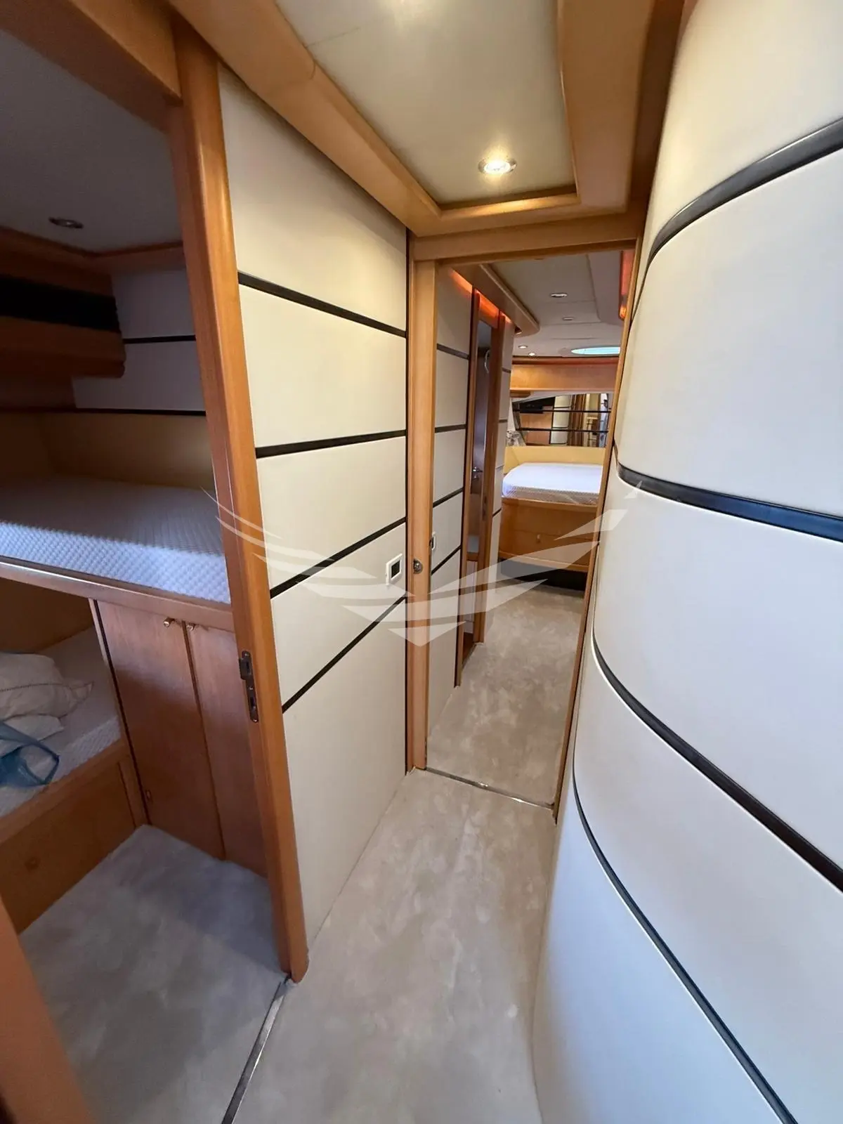 Thumbnail von Pershing 76