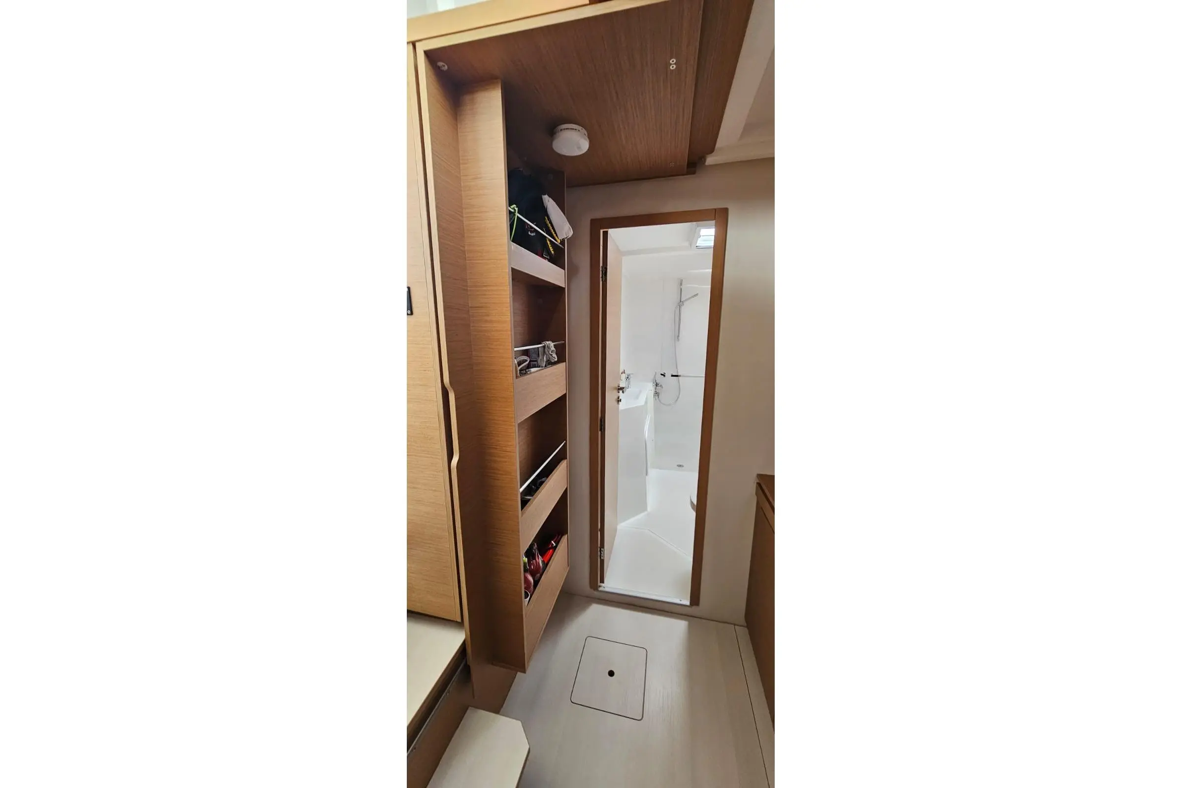 Thumbnail von Excess 11