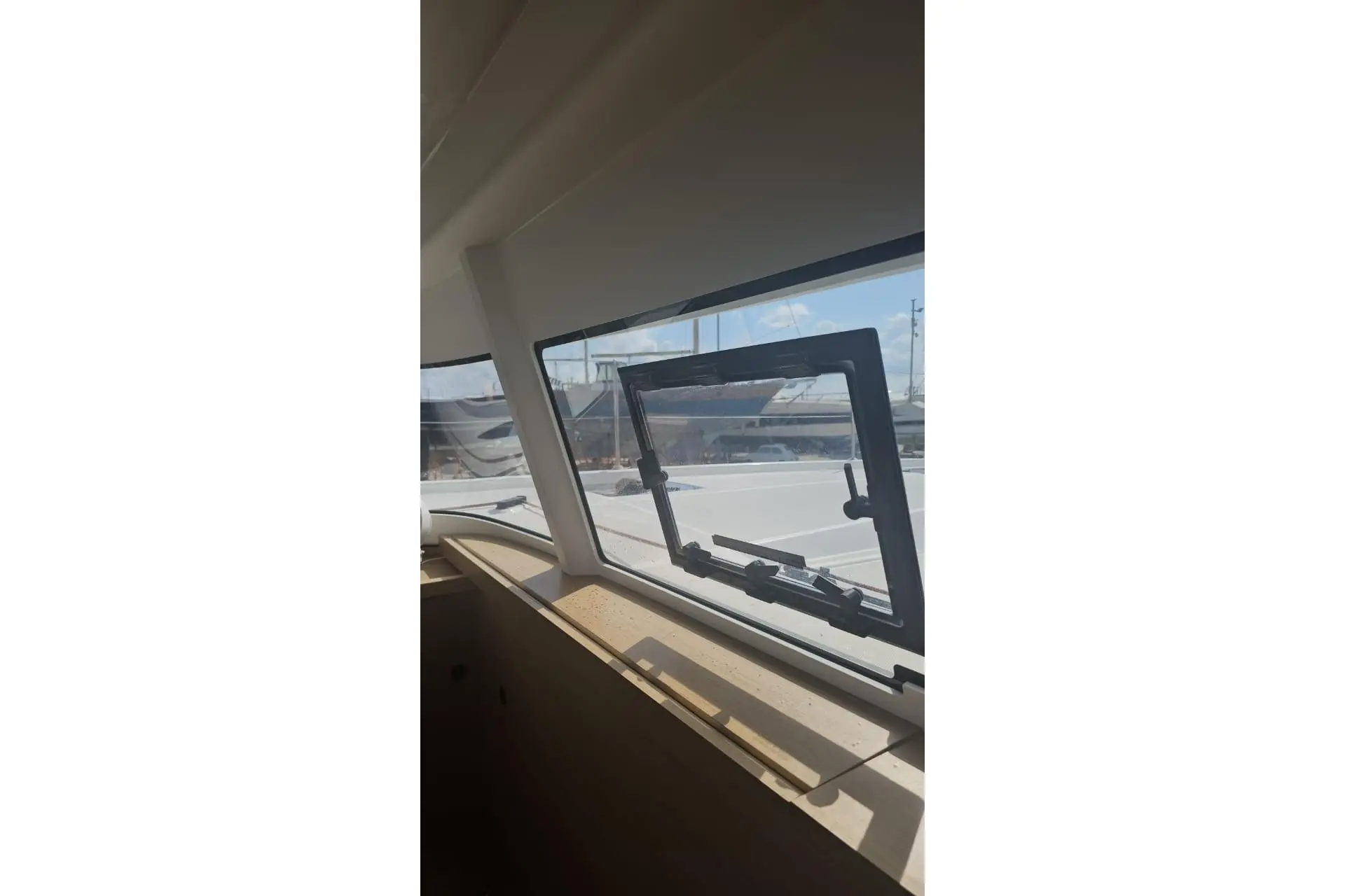 Thumbnail von Excess 11