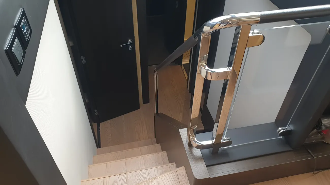 Thumbnail von Azimut 66