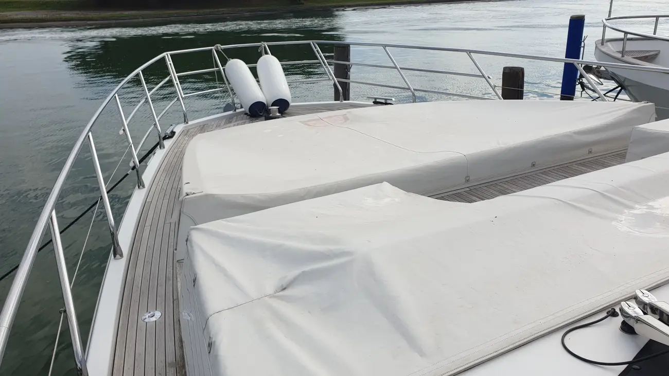 Thumbnail von Azimut 66