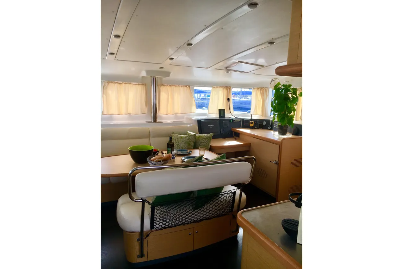 Thumbnail von Lagoon 440 REWIND