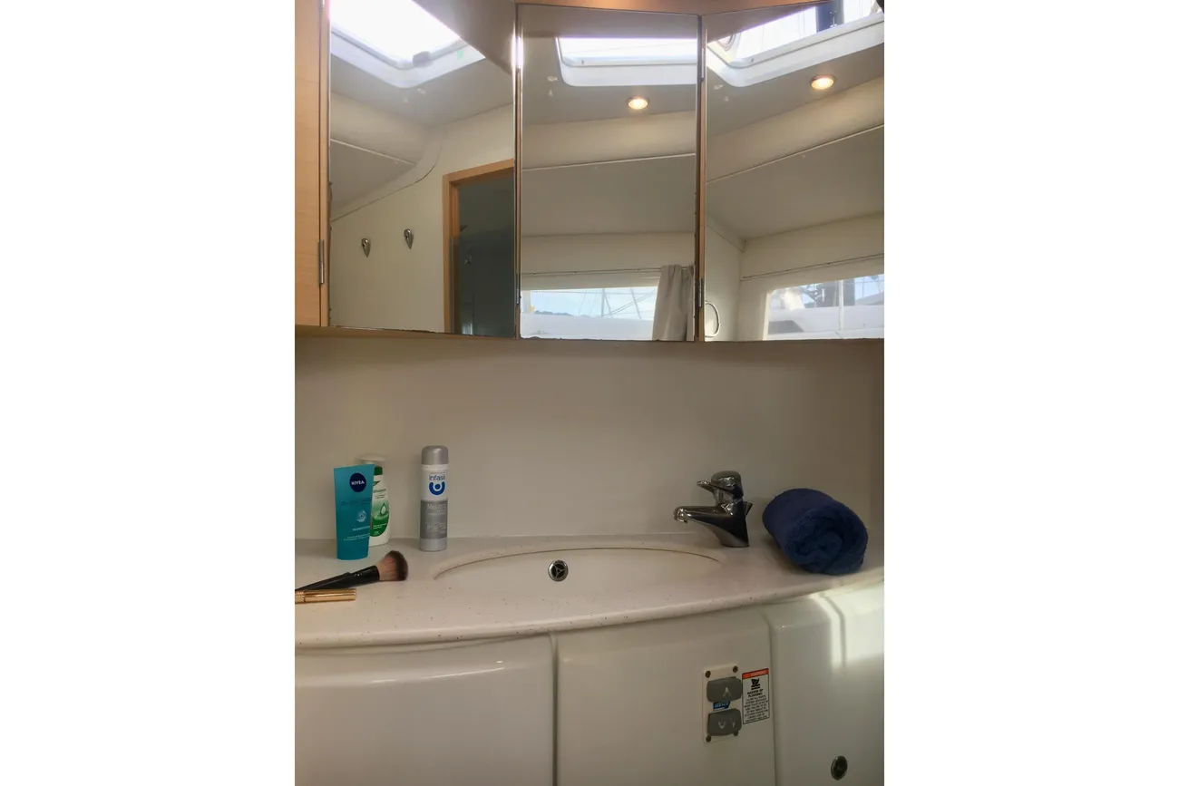 Thumbnail von Lagoon 440 REWIND