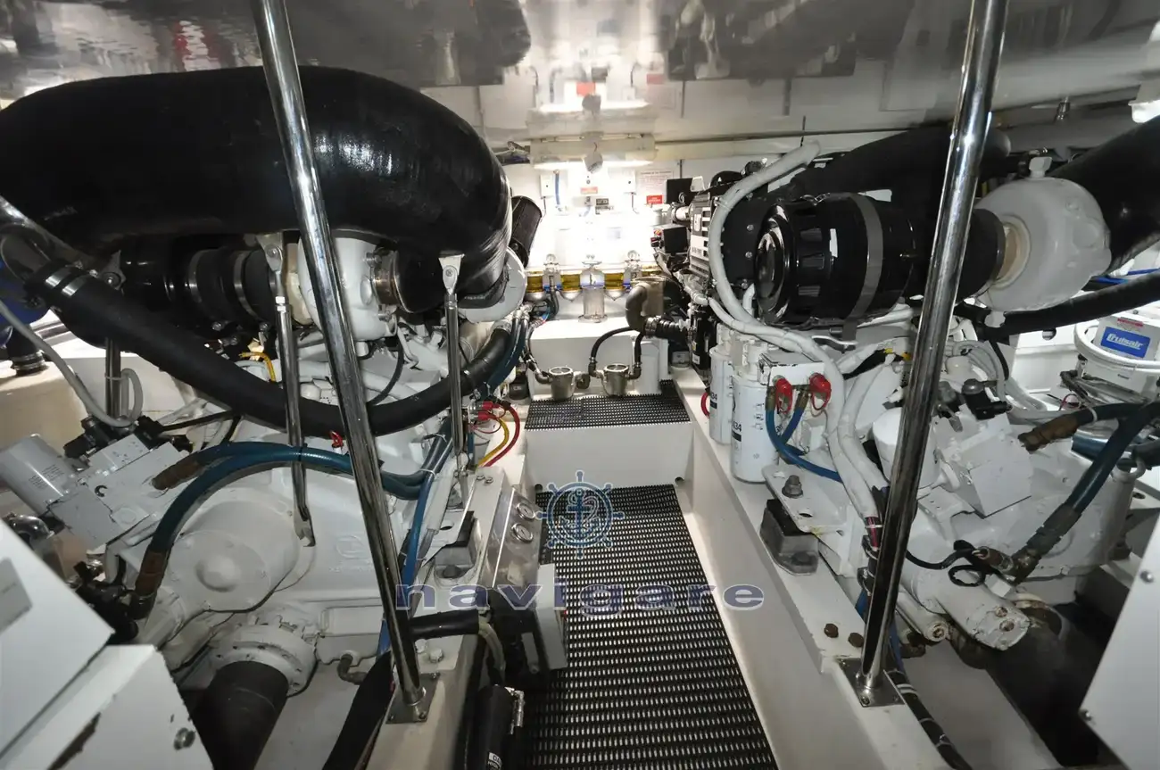 Thumbnail von Hatteras 50 Convertible