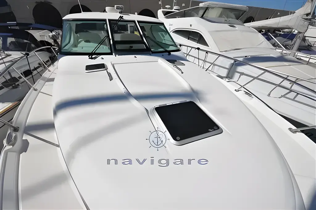 Thumbnail von Tiara Yachts 4300 SOVRAN