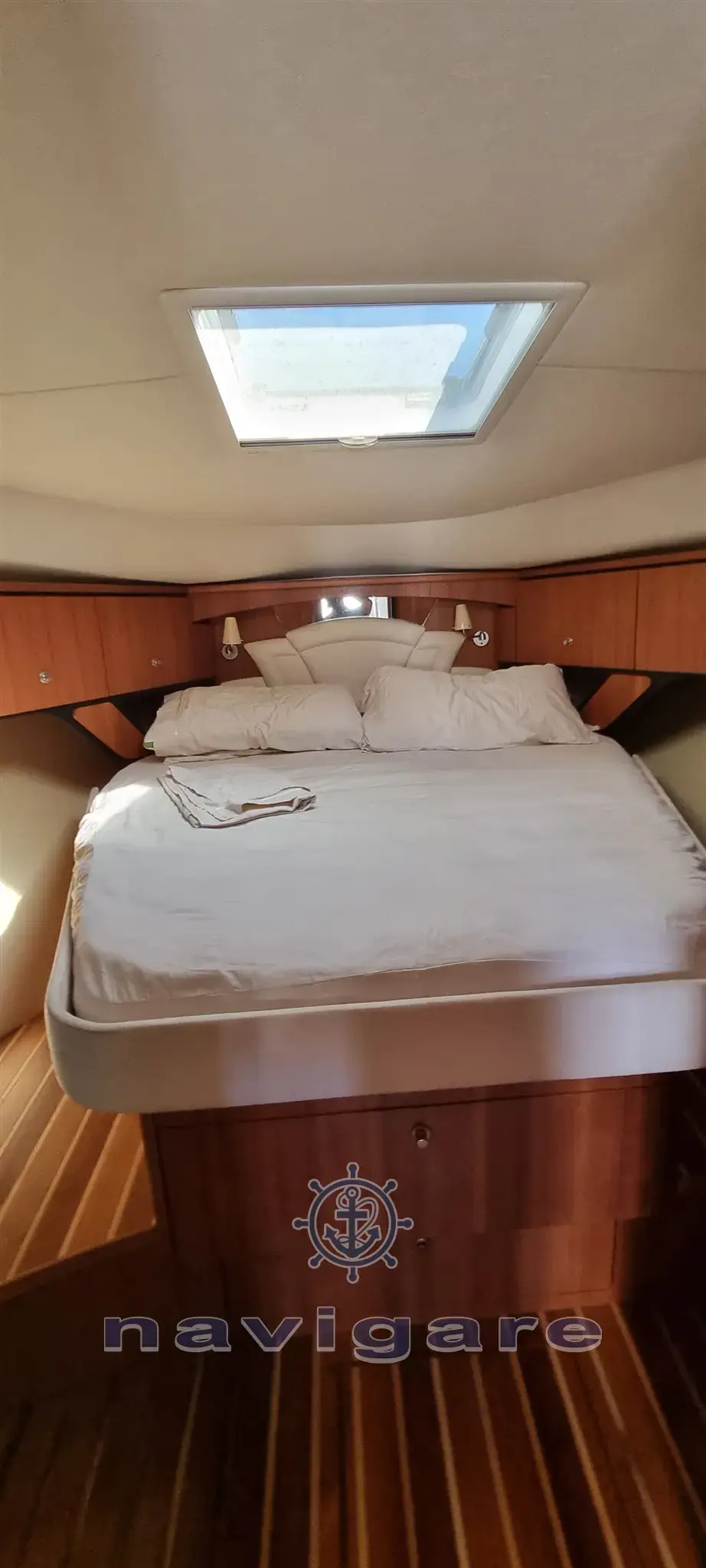 Thumbnail von Tiara Yachts 4300 SOVRAN