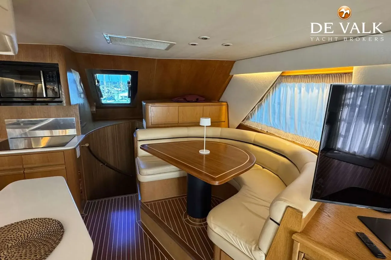 Thumbnail von Hatteras 65 Convertible