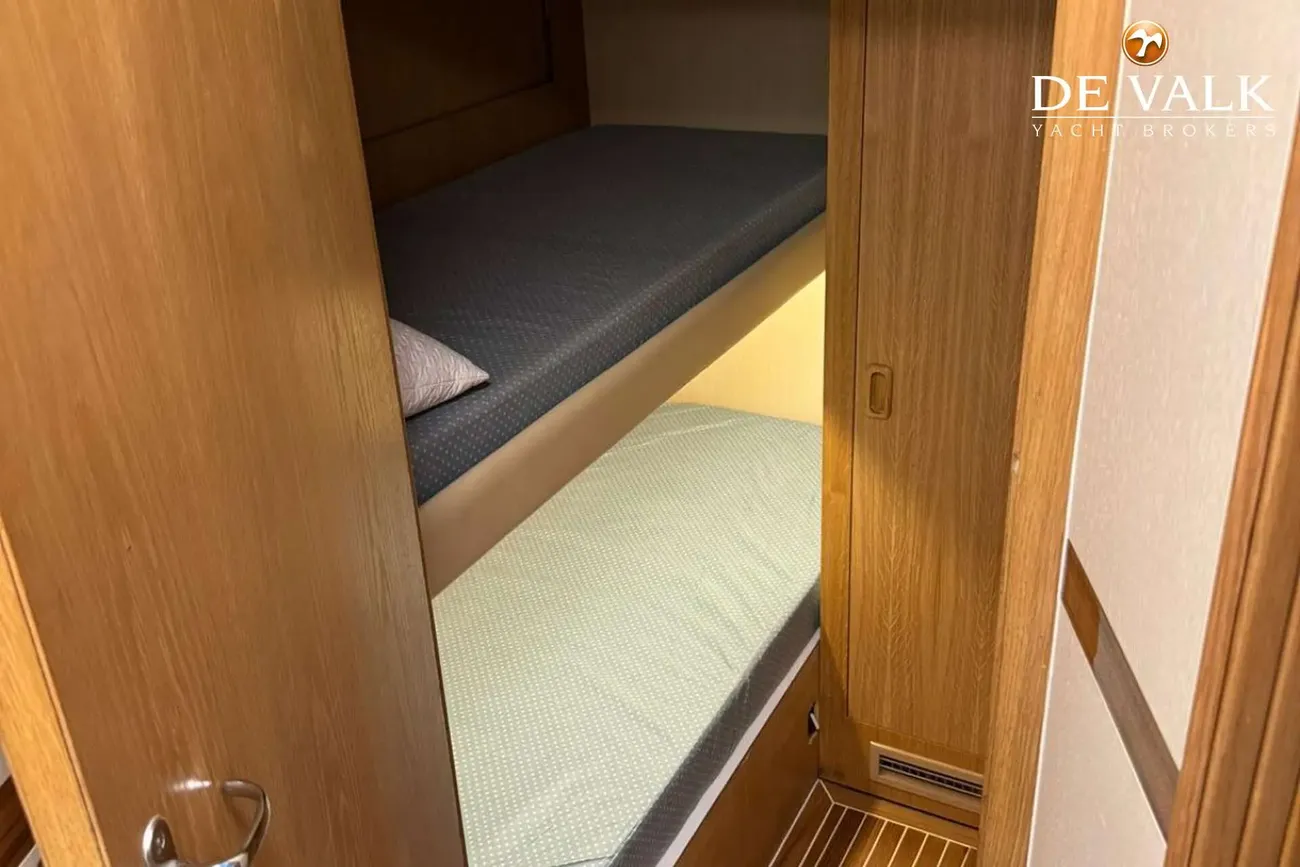 Thumbnail von Hatteras 65 Convertible