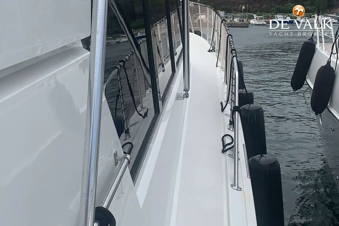 Thumbnail von Hatteras 65 Convertible
