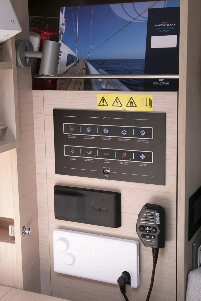 Thumbnail von Beneteau Oceanis 34.1