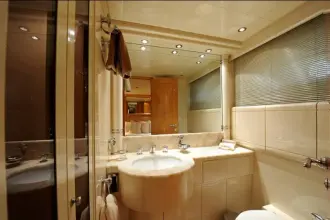 Thumbnail von Overmarine Mangusta 72 Open