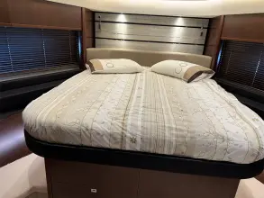 Thumbnail von Princess S72