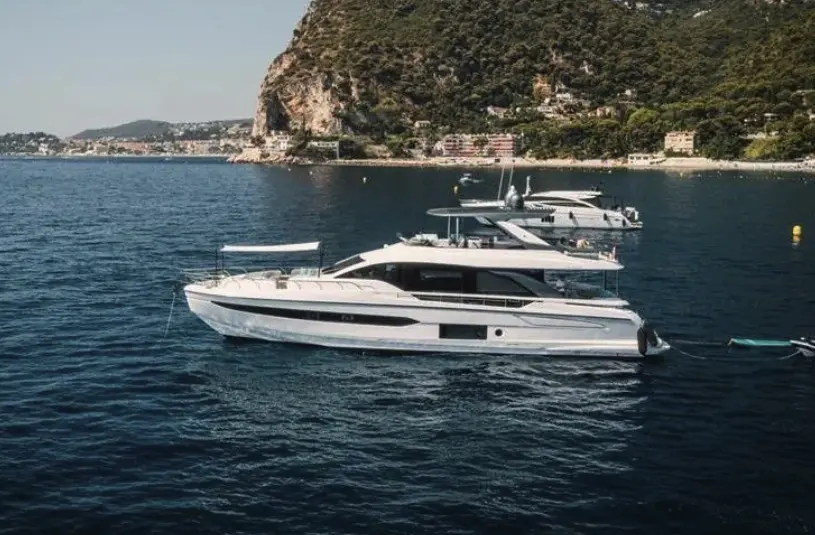 Thumbnail von Azimut Fly 78 JAM