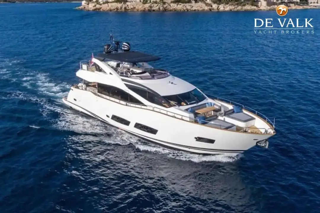 Sunseeker 28 M Yacht