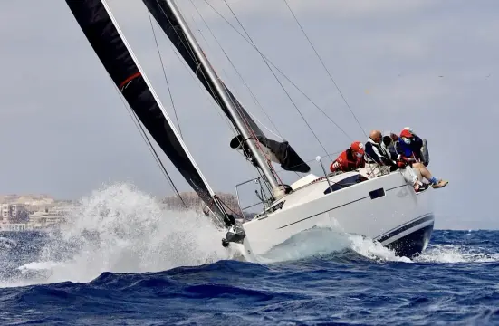 J Boats J112e