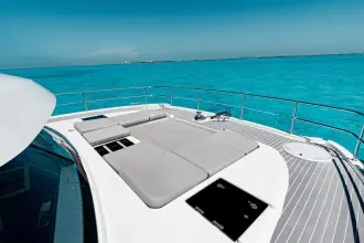 Thumbnail von Fountaine Pajot MY 6