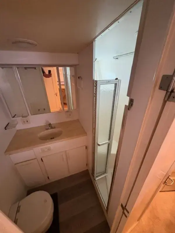 Thumbnail von Hatteras 70 Convertible ISLAND