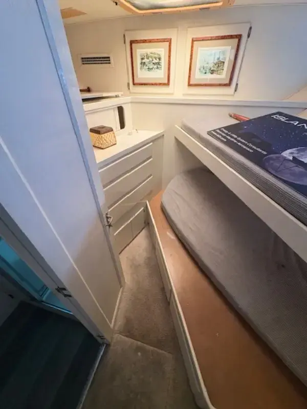 Thumbnail von Hatteras 70 Convertible ISLAND