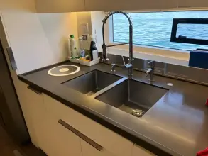 Thumbnail von Lagoon Seventy 7 MATY