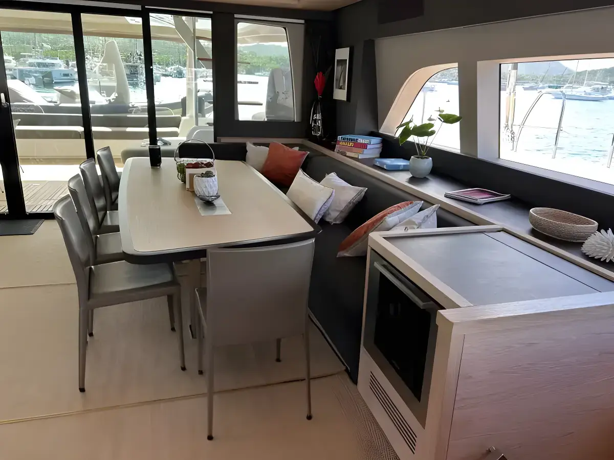 Thumbnail von Lagoon Seventy 7 MATY