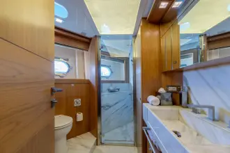 Thumbnail von Ferretti Yachts Custom Line 100