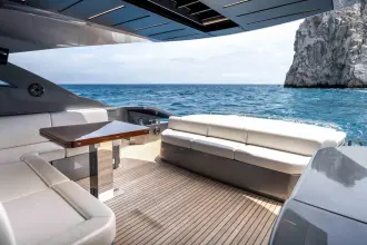 Thumbnail von Pershing 74 One Spin 2