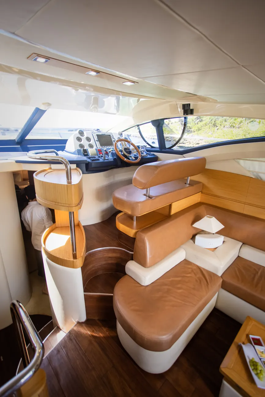 Thumbnail von Azimut 43 Flybridge