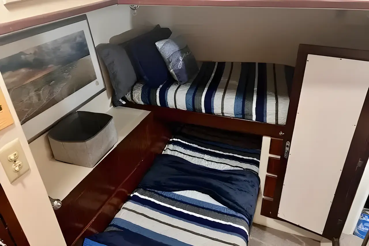 Thumbnail von Hatteras 65 Convertible ABUELO