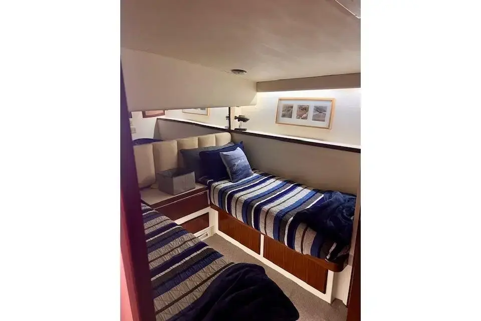 Thumbnail von Hatteras 65 Convertible ABUELO