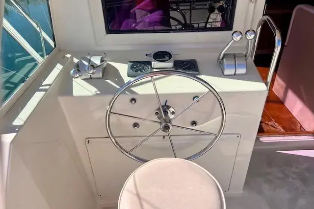 Thumbnail von Hatteras 65 Convertible ABUELO