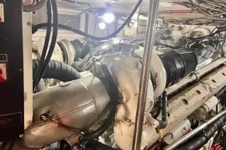 Thumbnail von Hatteras 65 Convertible ABUELO