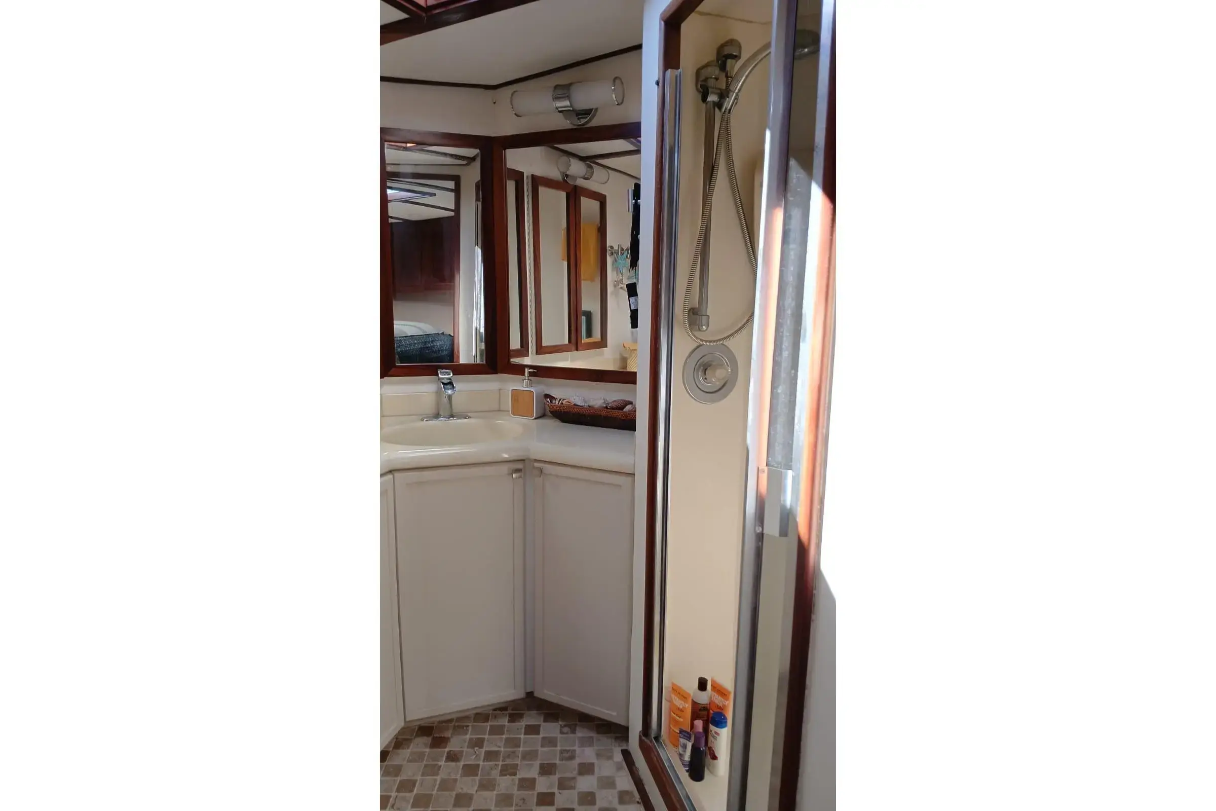 Thumbnail von Viking 57 Convertible Paloma