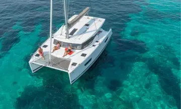 Thumbnail von Fountaine Pajot Lucia 40