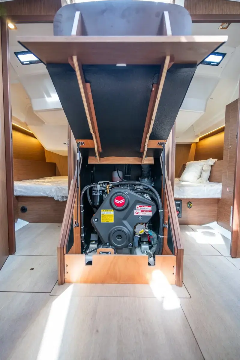 Thumbnail von Beneteau Oceanis 37.1