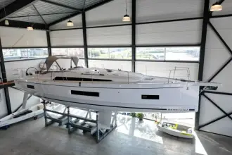 Thumbnail von Beneteau Oceanis 40.1