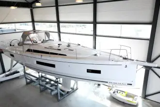 Thumbnail von Beneteau Oceanis 40.1