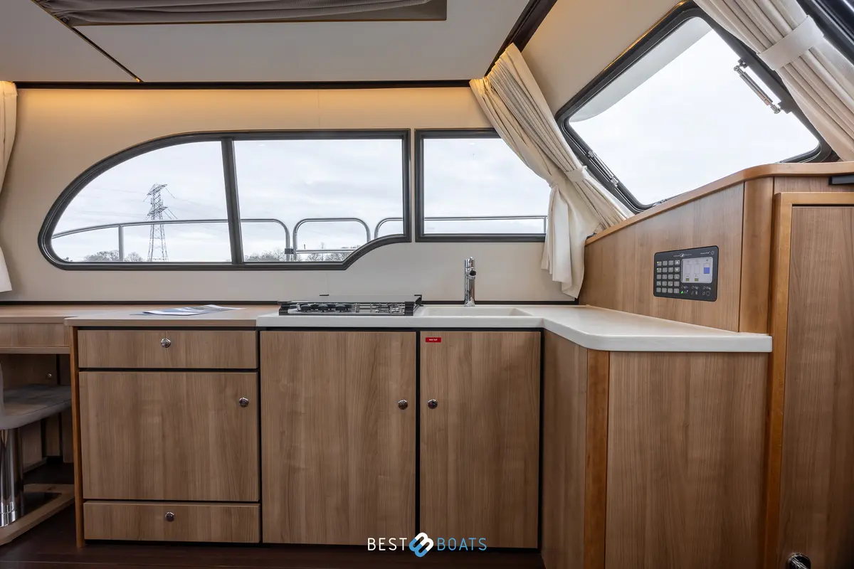 Thumbnail von Linssen 30 SL Sedan